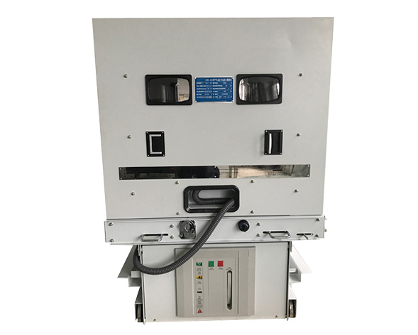 ZN85-40.5戶內高壓真空斷路器(以下簡稱斷路器)，適用于三相交流50Hz，額定電壓40.5kV電力系統中，可供工礦企業、發電廠及變電站作為分合負荷電流、過…